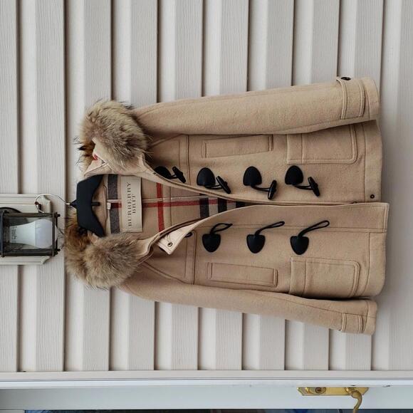 BURBERRY CHECK LINED WOOL TOGGLE DUFFLE COAT WITH FUR TRIMMED HOOD - Picture 2 of 15